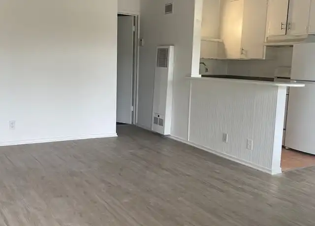 Property at 1306 Arizona Ave Unit H, Santa Monica, CA, 90404, 1 bed, 1 bath, [object Object]