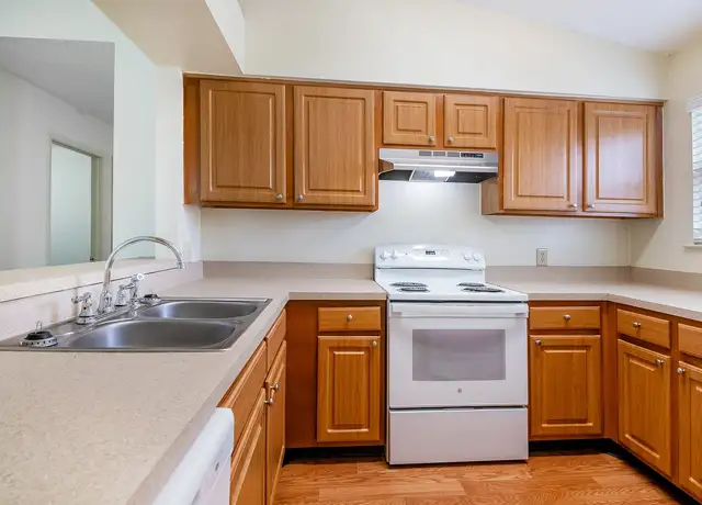 Photo of 1088 W Granada Blvd, Ormond Beach, FL 32174