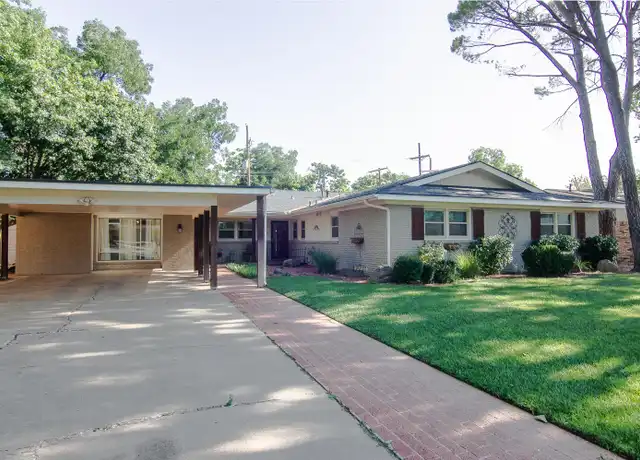 Property at 3204 57th St, Lubbock, TX, 79413, 5 beds, 3 baths, [object Object]