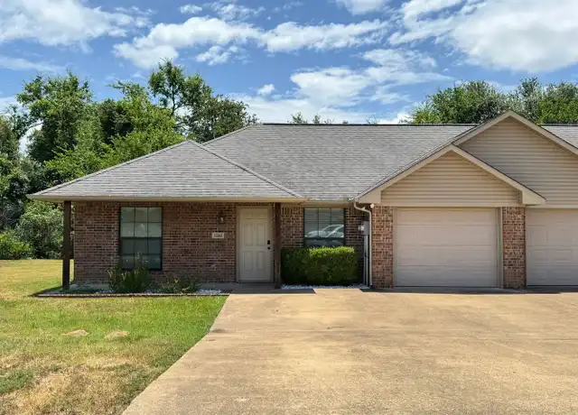 Property at 13343 Country Meadow Ln Unit 13343, Lindale, TX, 75771, 3 beds, 2 baths, [object Object]