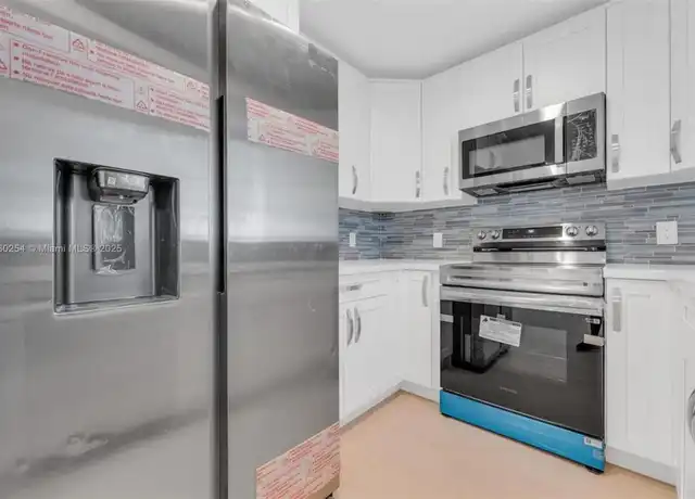 Property at 7640 NW 182nd Ter, Hialeah, FL, 33015, 3 beds, 2 baths, [object Object]