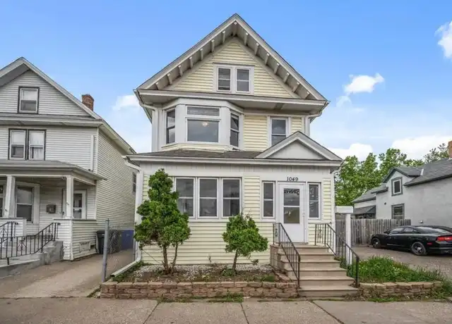 Property at 1049 7th St W Unit 2, St Paul, MN, 55102, 3 beds, 1 bath, [object Object]