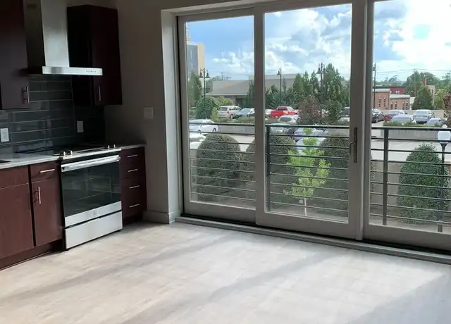 Property at 142 Magnolia St Unit 103, Spartanburg, SC, 29306, 1 bed, 1 bath, [object Object]
