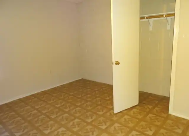Property at 1016 Blanco Rd Unit 203, San Antonio, TX, 78212, 2 beds, 1 bath, [object Object]