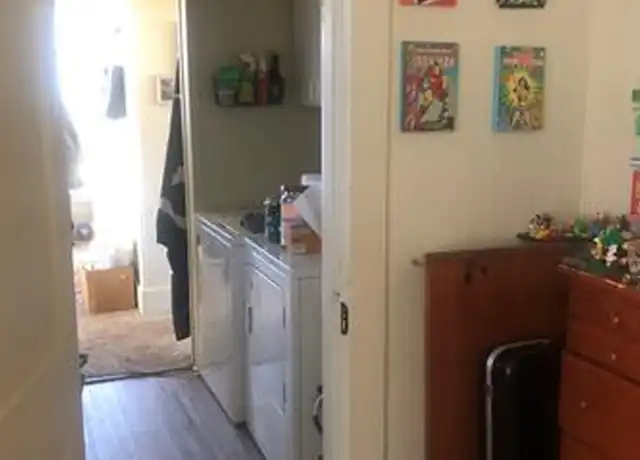 Property at 521 W Collins St, Denton, TX, 76201, 1 bed, 1 bath, [object Object]