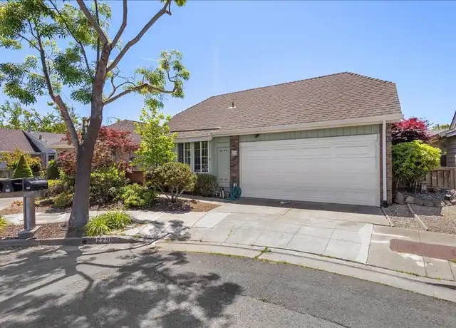 Property at 229 Brighton Ct, Alameda, CA, 94502, 2 beds, 2 baths, [object Object]