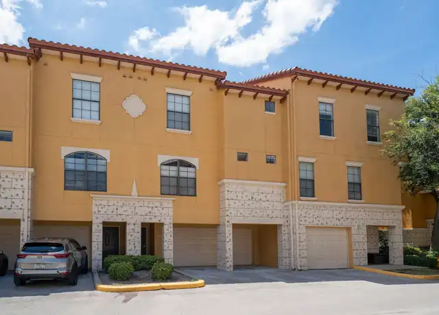 Property at 6121 Metrowest Blvd #107, Orlando, FL, 32835, 3 beds, 2.5 baths, [object Object]