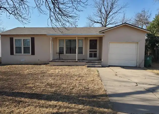 Property at 113 Logan St, San Angelo, TX, 76903, 2 beds, 1 bath, [object Object]