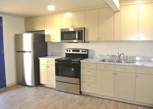 Property at 111 W 2nd St Unit 103, Elgin, TX, 78621, 1 bed, 1 bath, [object Object]