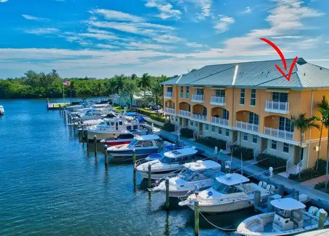 Property at 655 Casa Loma Blvd, Boynton Beach, FL, 33435, 2 beds, 2.5 baths, [object Object]