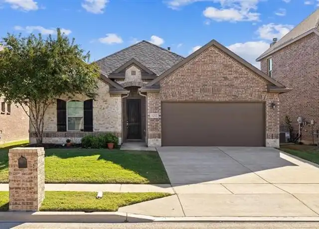 Property at 1212 Trumpet Dr, Fort Worth, TX, 76131, 4 beds, 2 baths, [object Object]