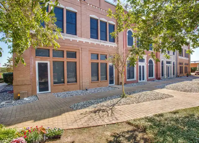 Property at 11351 Hilltop Rd Unit 106, Argyle, TX, 76226, 3 beds, 2 baths, [object Object]
