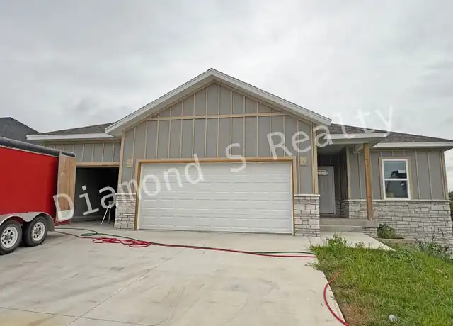 Property at 2117 N 26th St, Ozark, MO, 65721, 5 beds, 3 baths, [object Object]