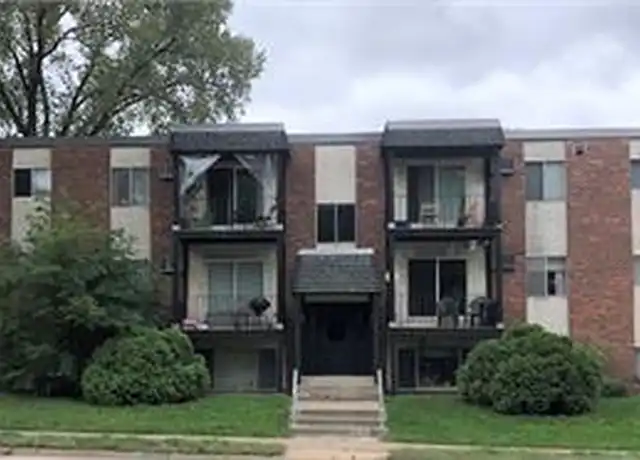 Property at 2145 McKnight Rd N Unit 304, North St Paul, MN, 55109, 2 beds, 1 bath, [object Object]