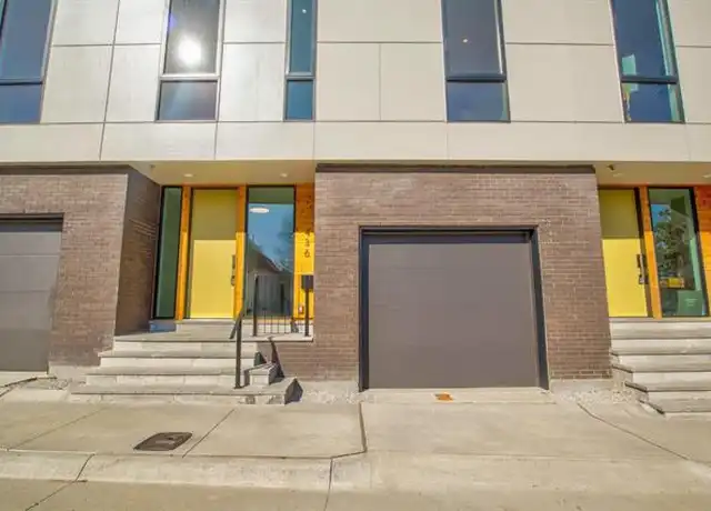 Property at 440 W Morphy St, Fort Worth, TX, 76104, 3 beds, 2.5 baths, [object Object]