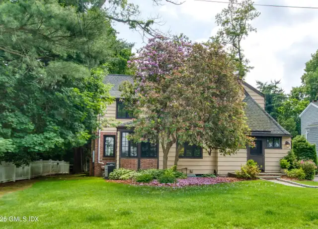 Property at 28 Terrace Ave, Riverside, CT, 06878, 5 beds, 4.5 baths, [object Object]