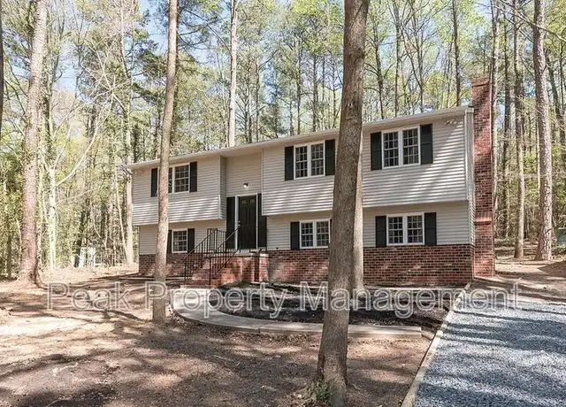 Property at 13307 Old Barn Ct, Midlothian, VA, 23112, 4 beds, 2 baths, [object Object]
