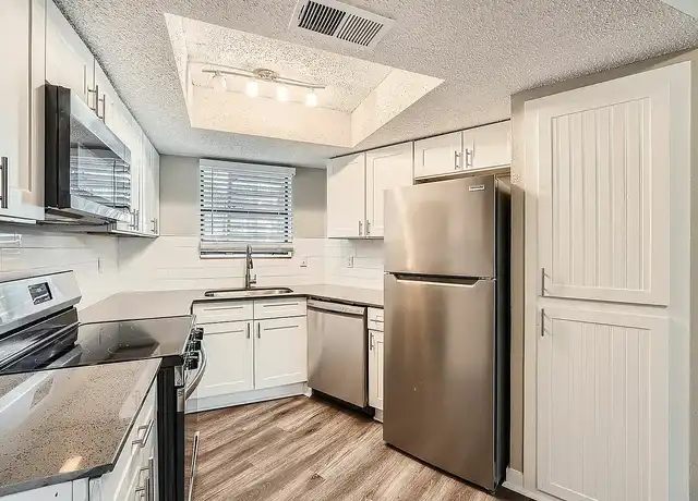 Property at Rise Blue Ridge - 7200 Wallace Rd, Charlotte, NC, 28212, 1 bed, 1 bath, [object Object]