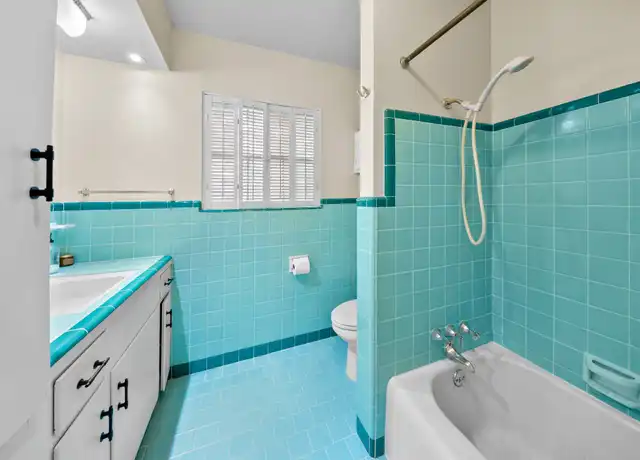 Property at 4802 Kinglet St, Houston, TX, 77035, 3 beds, 2 baths, [object Object]