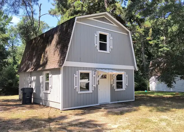 Property at 8900 Via Ln, Pine Bluff, AR, 71603, 2 beds, 1.5 baths, [object Object]