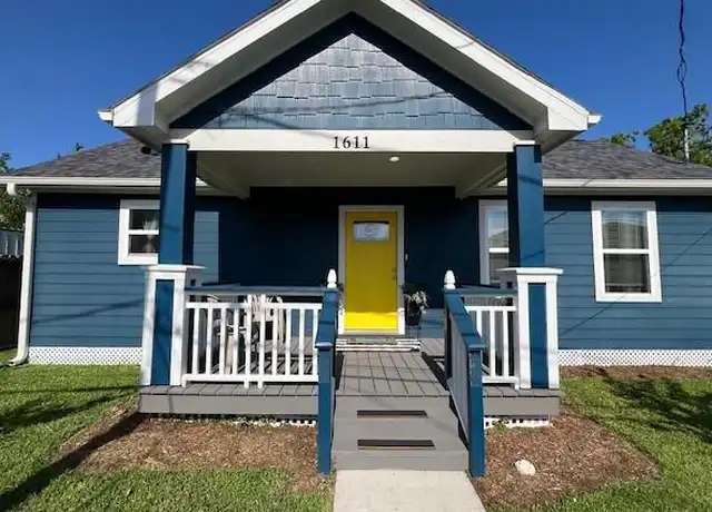 Property at 1611 Pannell St, Houston, TX, 77020, 2 beds, 2 baths, [object Object]