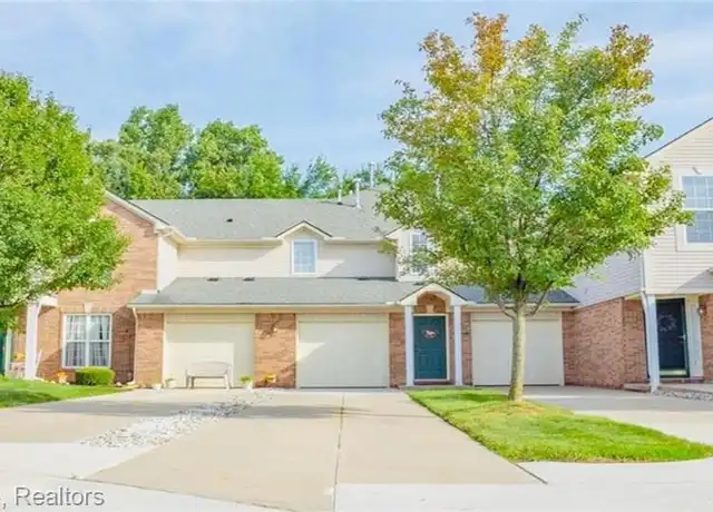 Property at 21083 Cooper Dr, Macomb, MI, 48044, 2 beds, 2 baths, [object Object]