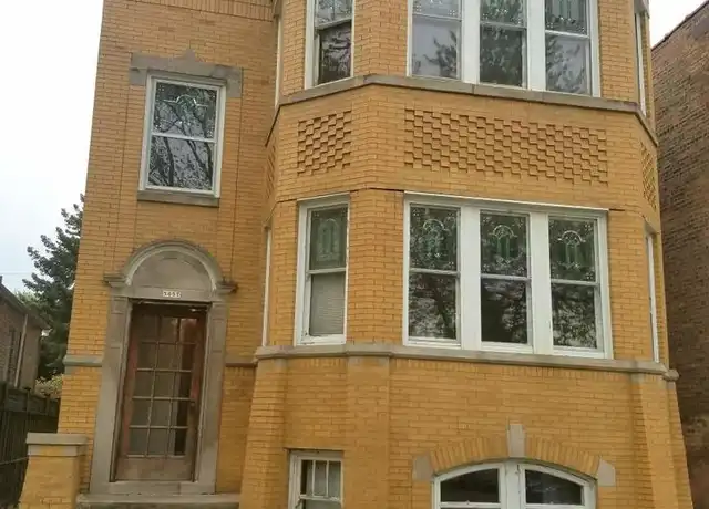 Property at 5057 W Newport Ave #2, Chicago, IL, 60641, 2 beds, 1 bath, [object Object]