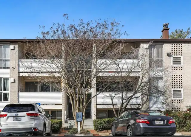 Property at 5608 Bloomfield Dr, Alexandria, VA, 22312, 1 bed, 1.5 baths, [object Object]