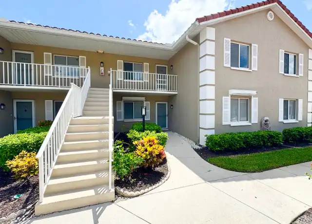 Property at 5851 Cobblestone Ln, Naples, FL, 34112, 2 beds, 2 baths, [object Object]