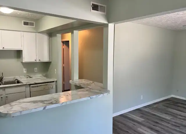 Property at 1704 Wayne St Unit 6, Bellevue, NE, 68005, 1 bed, 1 bath, [object Object]