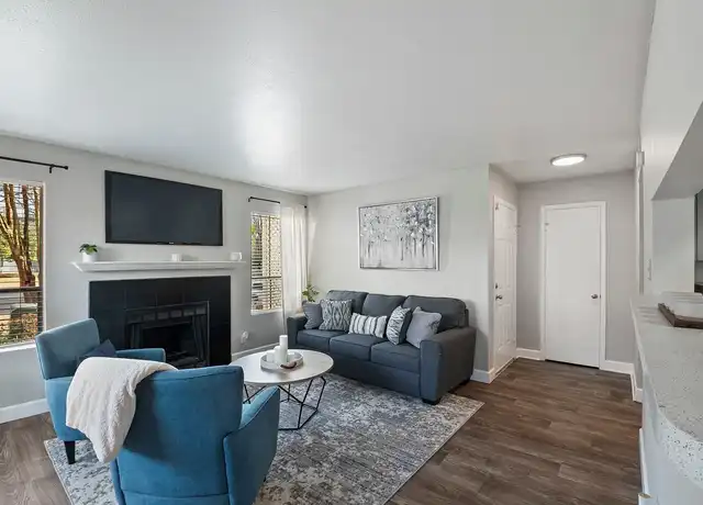 Property at Hampton Courts - 501 Pelham Dr, Columbia, SC, 29209, 1 bed, 1 bath, [object Object]