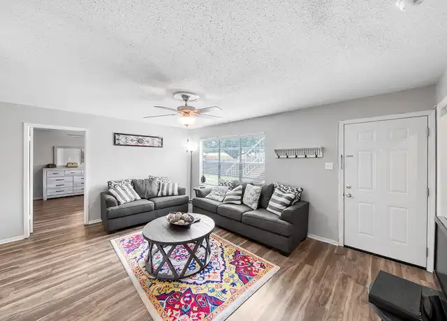 Property at City Heights Steeplechase C.H.A.M. - 715 Marie Antoinette St, Lafayette, LA, 70506, 1-2 bed, 1-2 bath, [object Object]