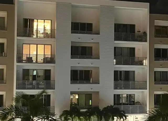 Property at 1703 N Tamiami Trl #303, Sarasota, FL, 34234, 1 bed, 2 baths, [object Object]