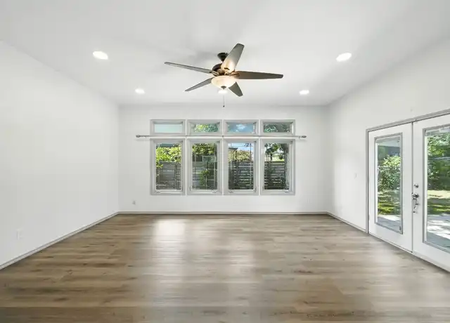 Property at 1604 Springdale Rd, Austin, TX, 78721, 3 beds, 2 baths, [object Object]