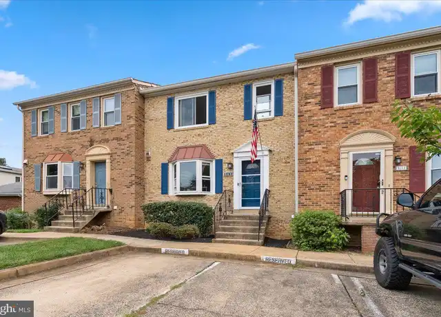 Property at 1033 N George Mason Dr, Arlington, VA, 22205, 3 beds, 3.5 baths, [object Object]