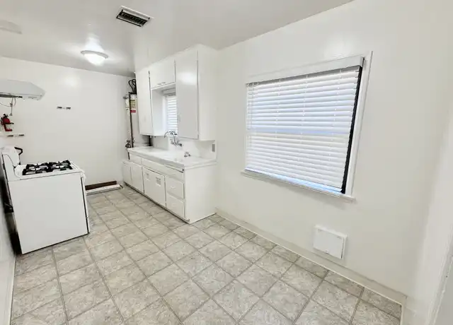 Property at 1516 W 99th St, Los Angeles, CA, 90047, 1 bed, 1 bath, [object Object]