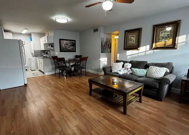 Property at 10052 Twin Lakes Dr Unit 37G, Coral Springs, FL, 33071, 2 beds, 2 baths, [object Object]