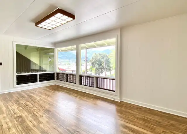 Property at 3007 Lanikaula St Unit A (Upstairs), Honolulu, HI, 96822, 3 beds, 1 bath, [object Object]