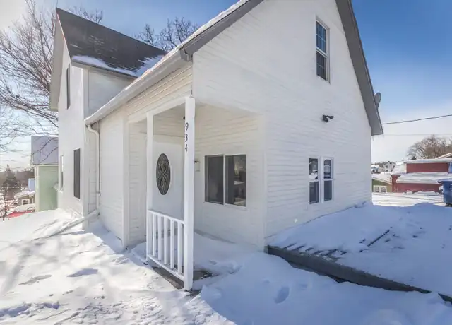 Property at 934 23rd St, Des Moines, IA, 50312, 3 beds, 2 baths, [object Object]