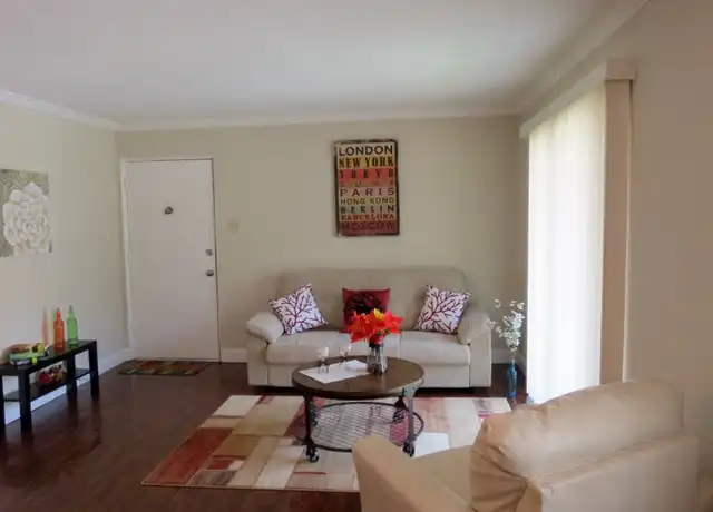Property at 4352 Walker Ln, St. Louis, MO, 63121, 2 beds, 1 bath, [object Object]