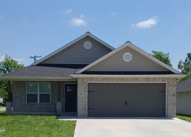 Property at 1931 N St Louis Ave, Joplin, MO, 64801, 3 beds, 2 baths, [object Object]