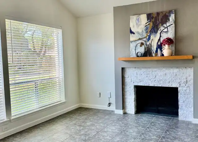 Property at 2206 Sunset Trl, Sugar Land, TX, 77478, 3 beds, 2 baths, [object Object]