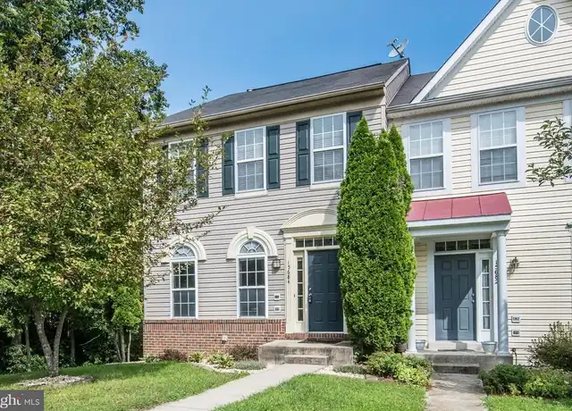 Property at 15684 Mendoza Ln, Woodbridge, VA, 22191, 1 bed, 1 bath, [object Object]