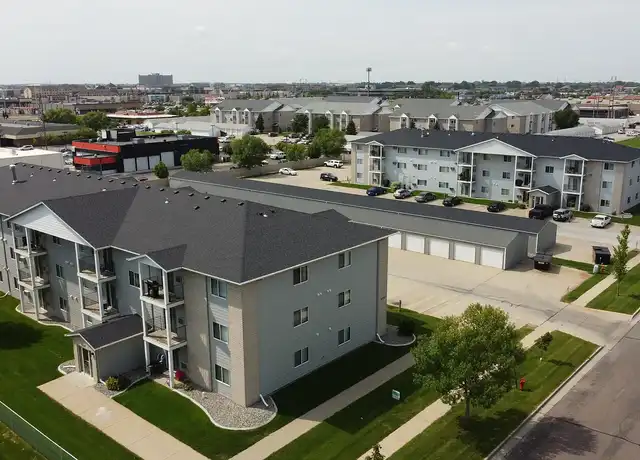Property at Green on 10th - 1002 43 1/2 St S, Fargo, ND, 58103, 0-2 beds, 1 bath, [object Object]