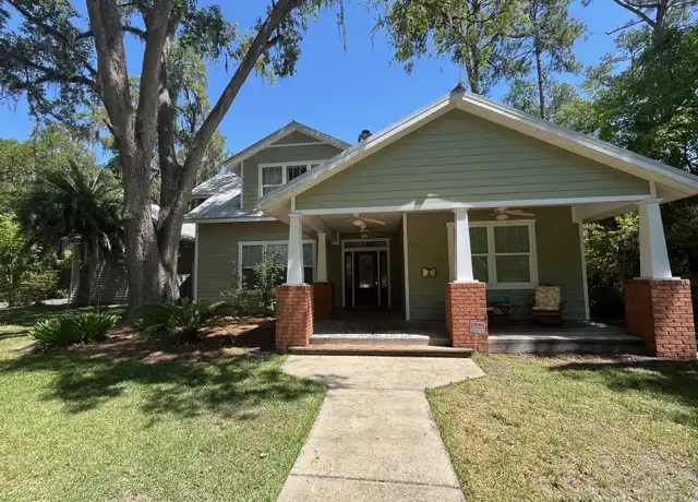 Property at 702 NE 11th Ave, Gainesville, FL, 32601, 3 beds, 2.5 baths, [object Object]