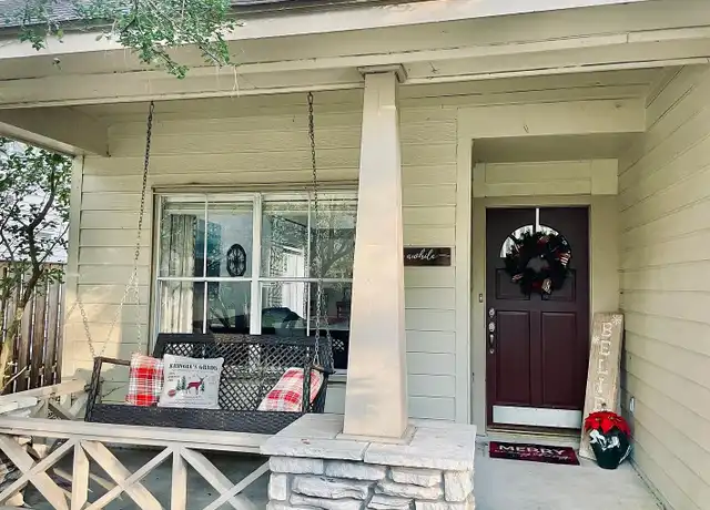 Property at 39 E Autumn Branch Cir, Spring, TX, 77382, 4 beds, 2.5 baths, [object Object]