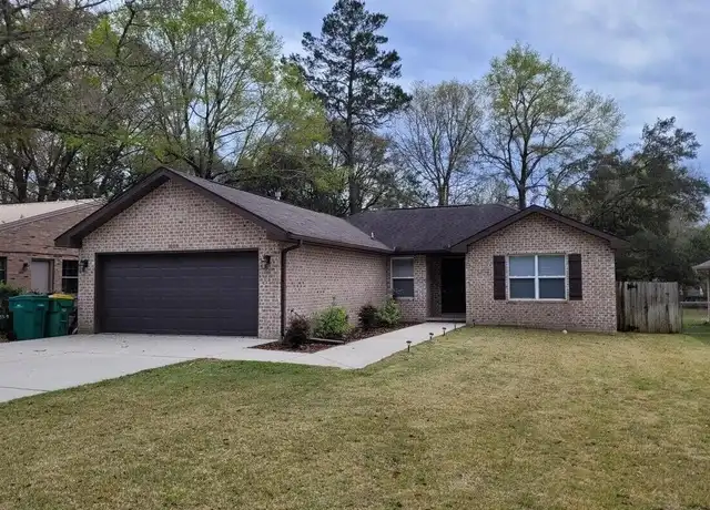 Property at 1600 26th St, Niceville, FL, 32578, 3 beds, 2 baths, [object Object]