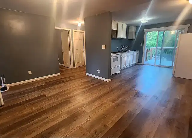 Property at 365 Robertsville Rd Unit 363, Oak Ridge, TN, 37830, 2 beds, 1 bath, [object Object]