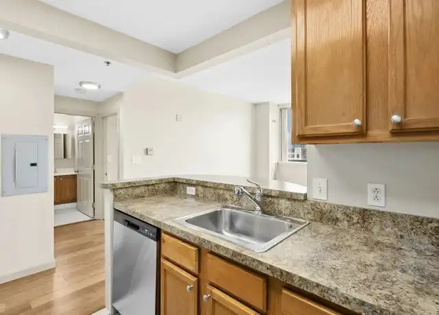 Property at 169 Monsignor O'Brien Hwy, Cambridge, MA, 02141, 1 bed, 1 bath, [object Object]