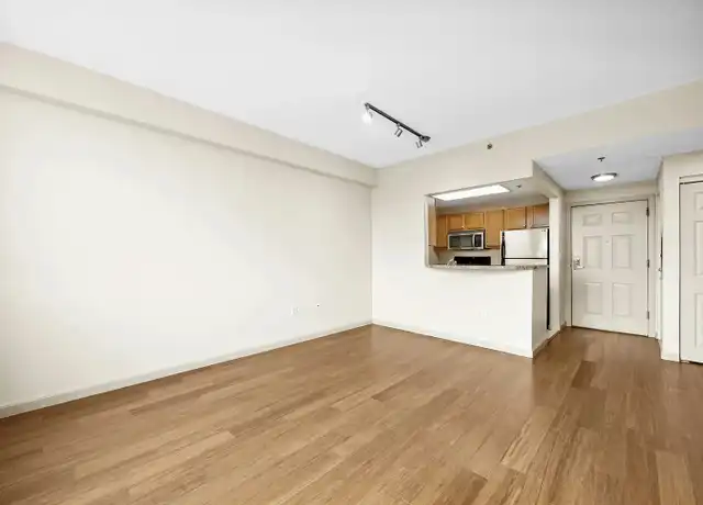 Property at 169 Monsignor O'Brien Hwy, Cambridge, MA, 02141, 1 bed, 1 bath, [object Object]